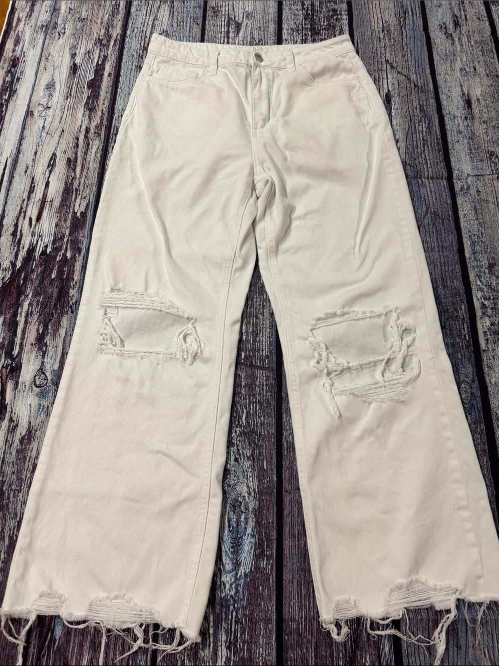 Vervet Women’s White Wide Leg Distressed Jeans